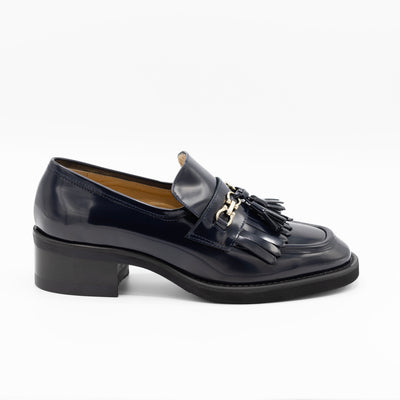 Embellished tassels loafers in navy patent leather