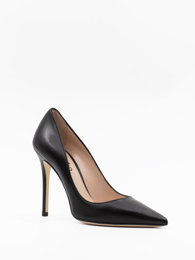 Pumps115 in black leather