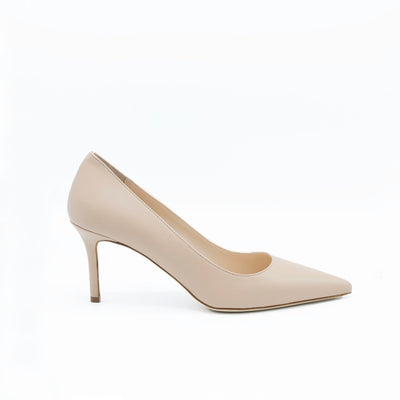 Point toe classic pumps in nude leather