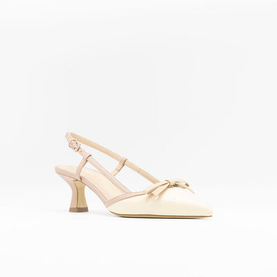  Beige heeled leather sandal with a bow