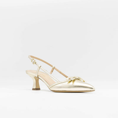 Gold leather slingback sandals with a bow