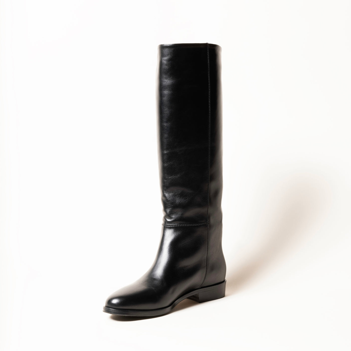 Minimalistic Knee High Boots