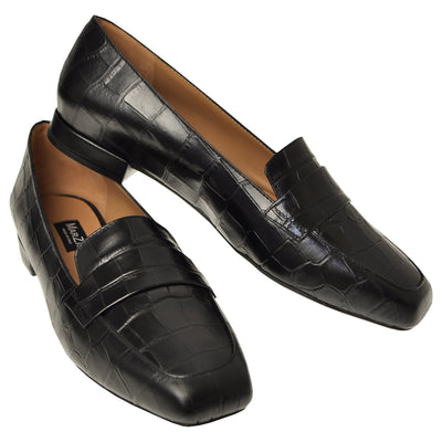 Square-toe Loafers in Black Croco
